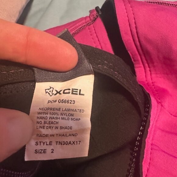 Excel Wetsuit size 2 T - Picture 3 of 3
